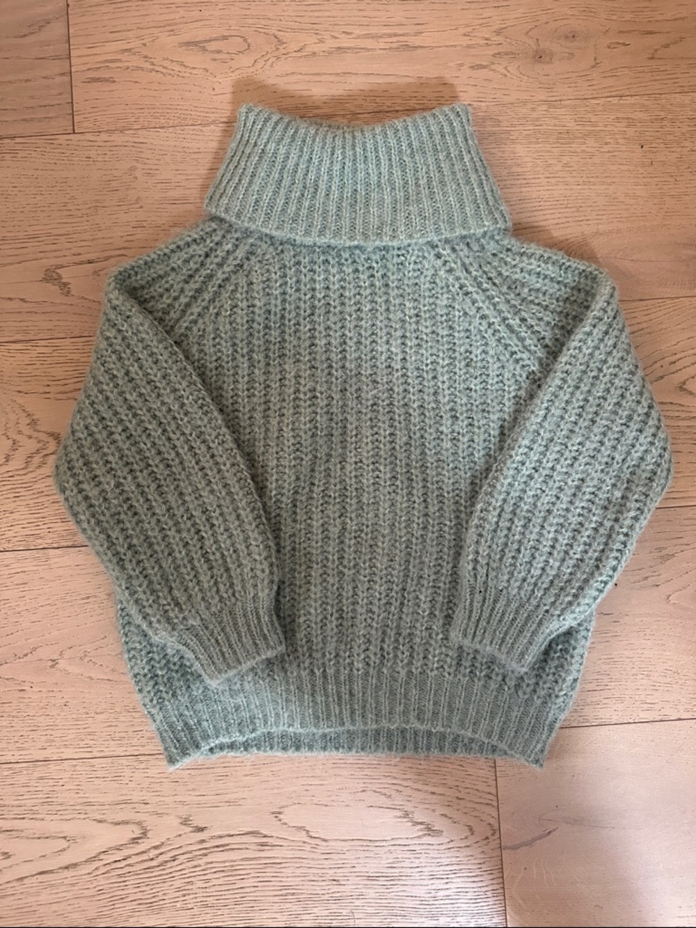 Turtleneck light and Chunky Knit Sweater in Soft Sage Green